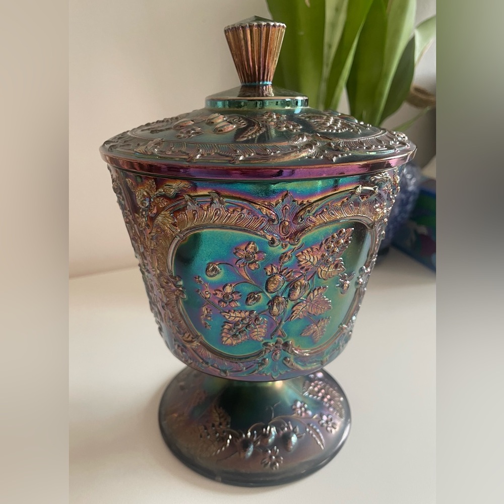 Vintage Fenton Amethyst Carnival Glass Wild Strawberry Candy Jar Compote